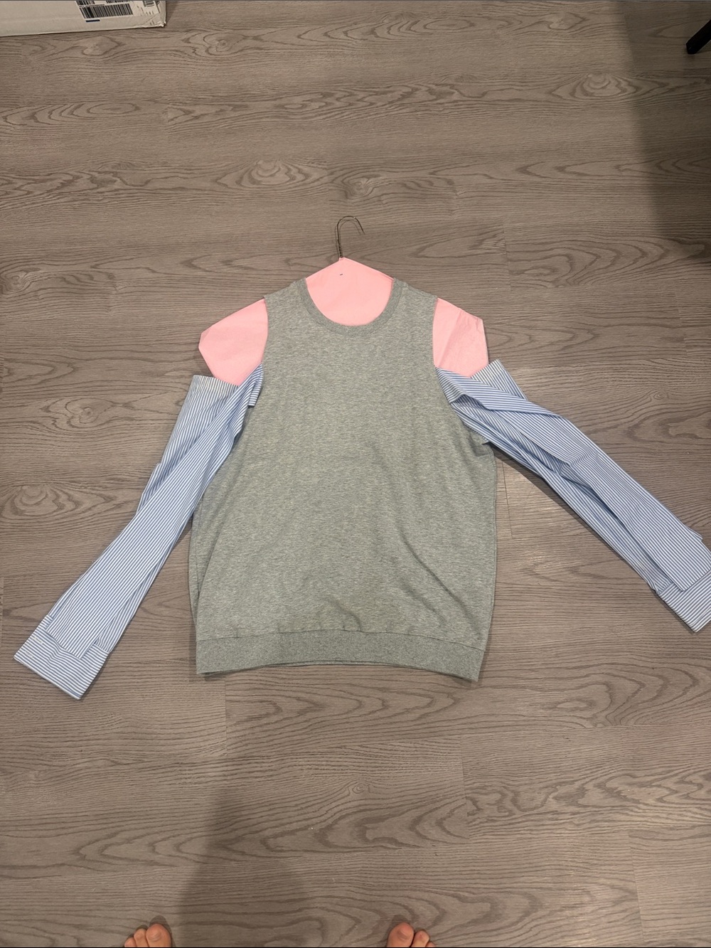 DO+BE Grey  Pullover with Blue Striped Sleeves